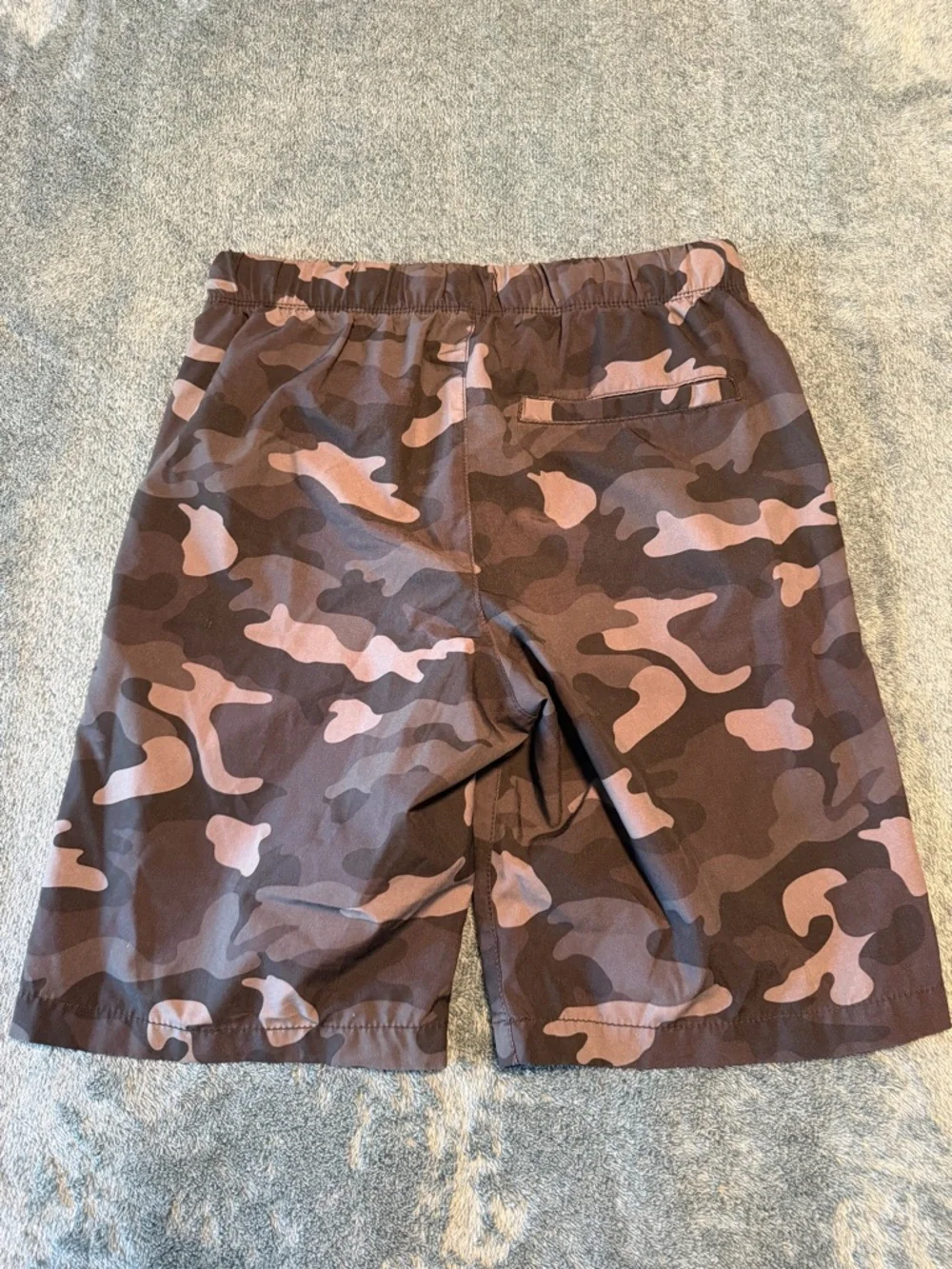 Boy's Old Navy Black and Gray Camo Athletic Shorts Size XL‎